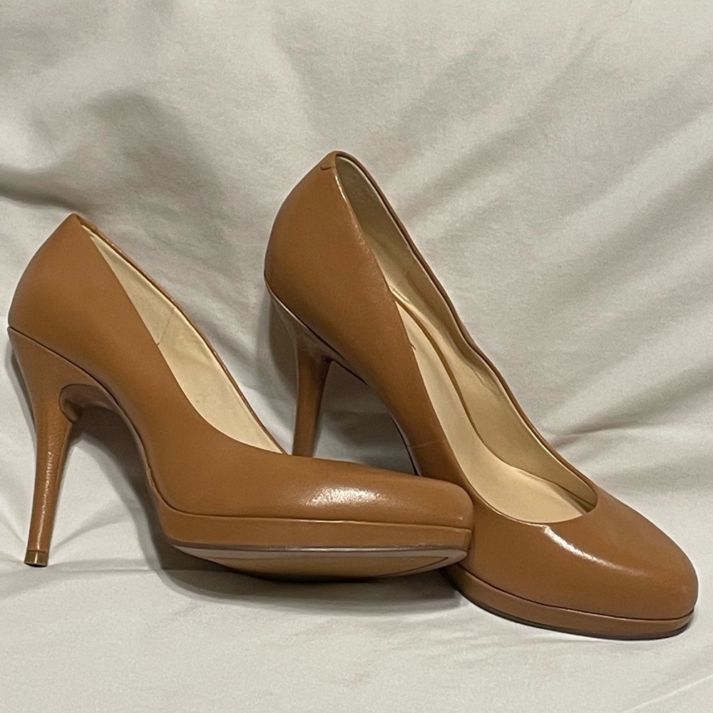 Nine West Pumps size 7